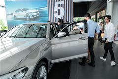 全新BMW 5系预售开启 长沙瑞宝少量现货手慢无